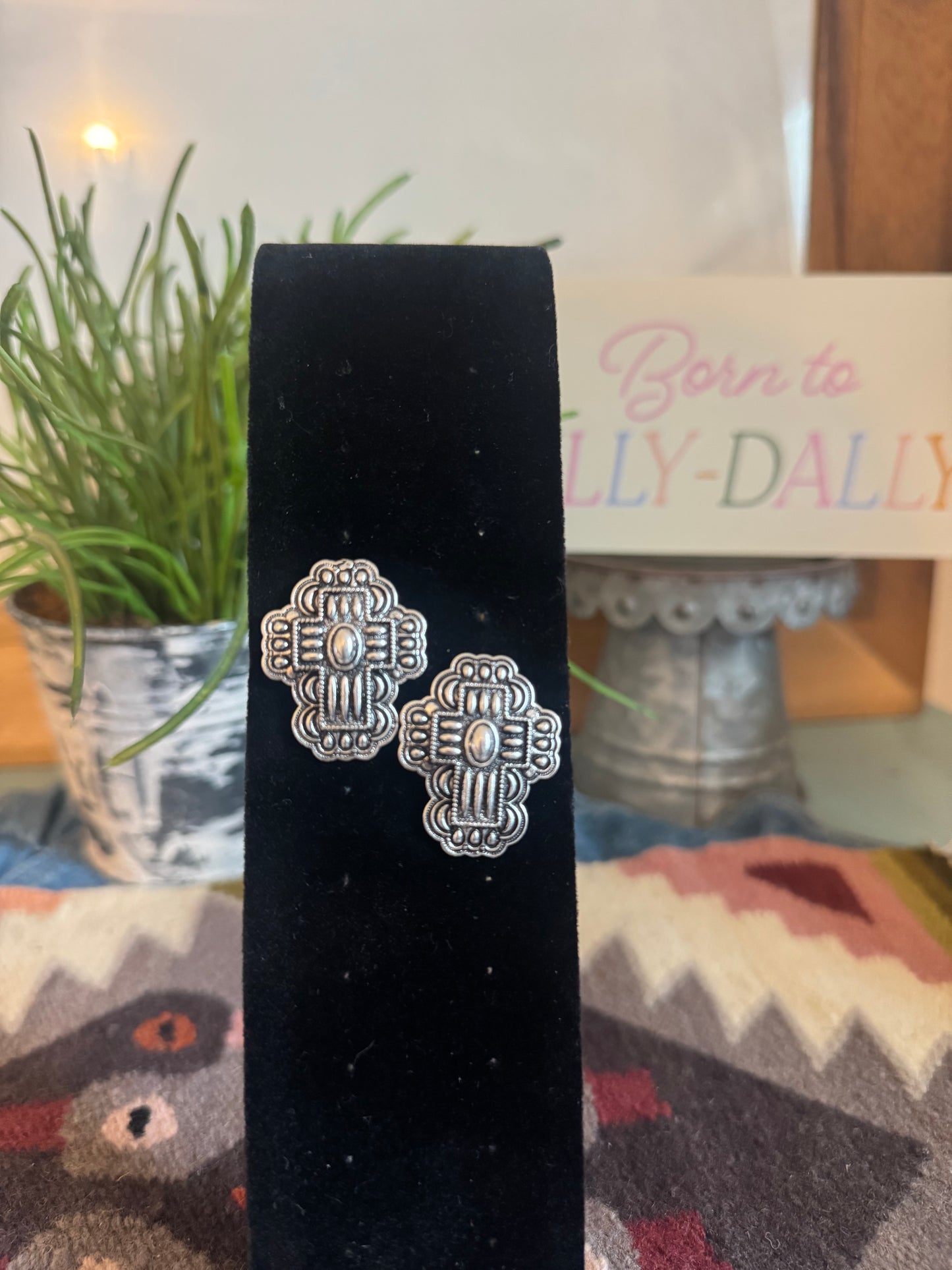 The wren earrings