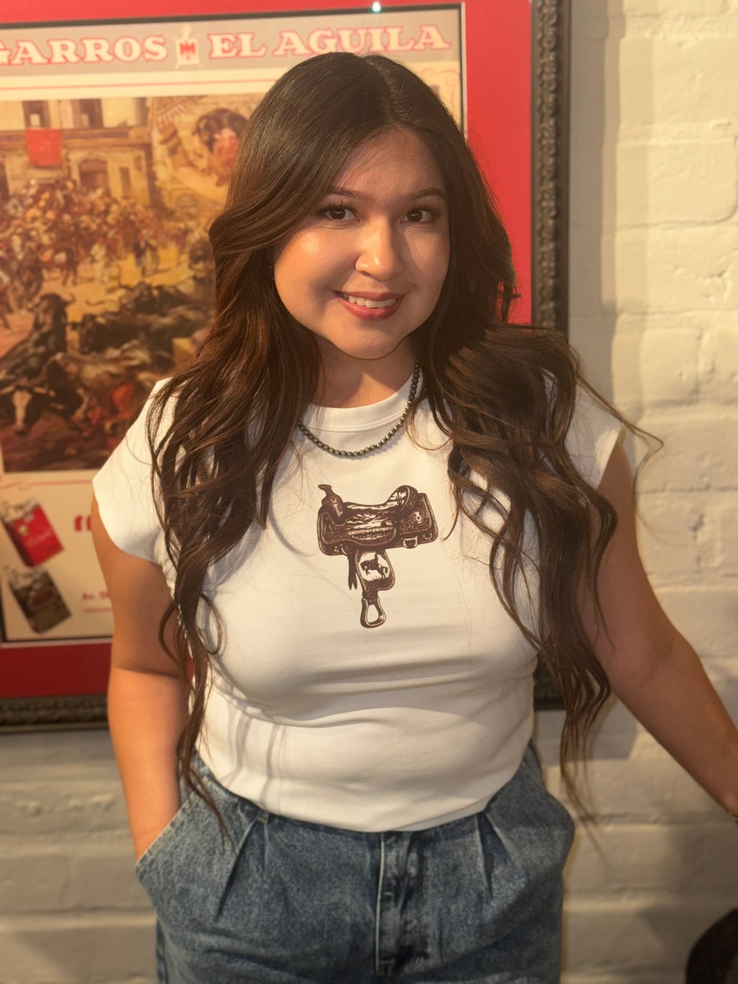Dusty saddle tee