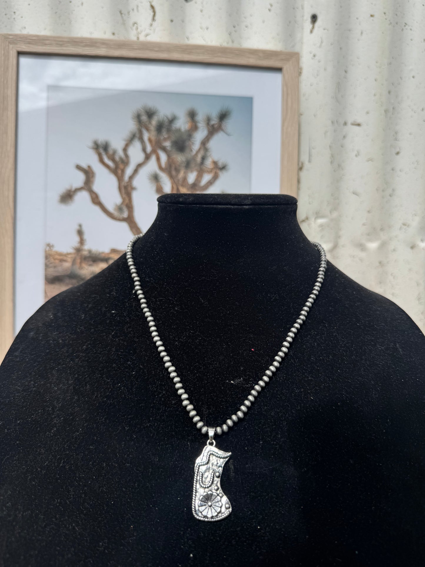 Vaquera Necklace